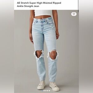 American Eagle Outfitters Light Wash Ripped Straight Leg Jeans